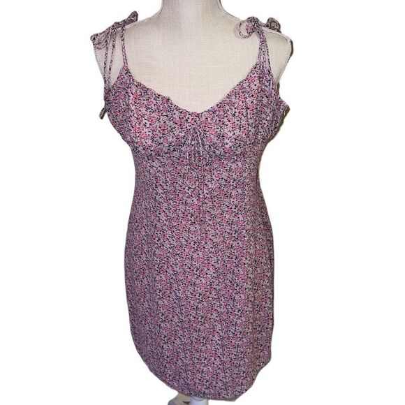 Nasty Gal Ruched Tie Strap Floral Mini Dress - Picture 2 of 12